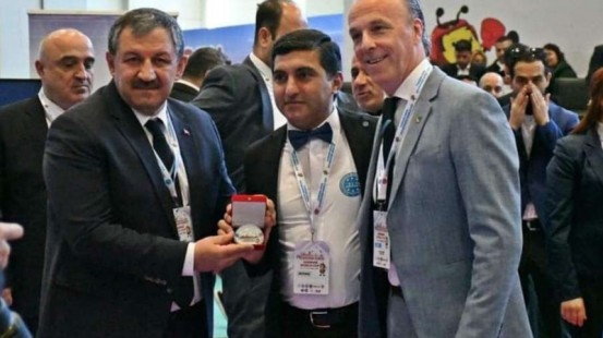 Azərbaycanlı hakim Türkiyədə mükafatlandırıldı
