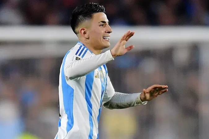 Rusiya klubu argentinalı dünya çempionuna görə 35 milyonundan keçməyə hazırdır