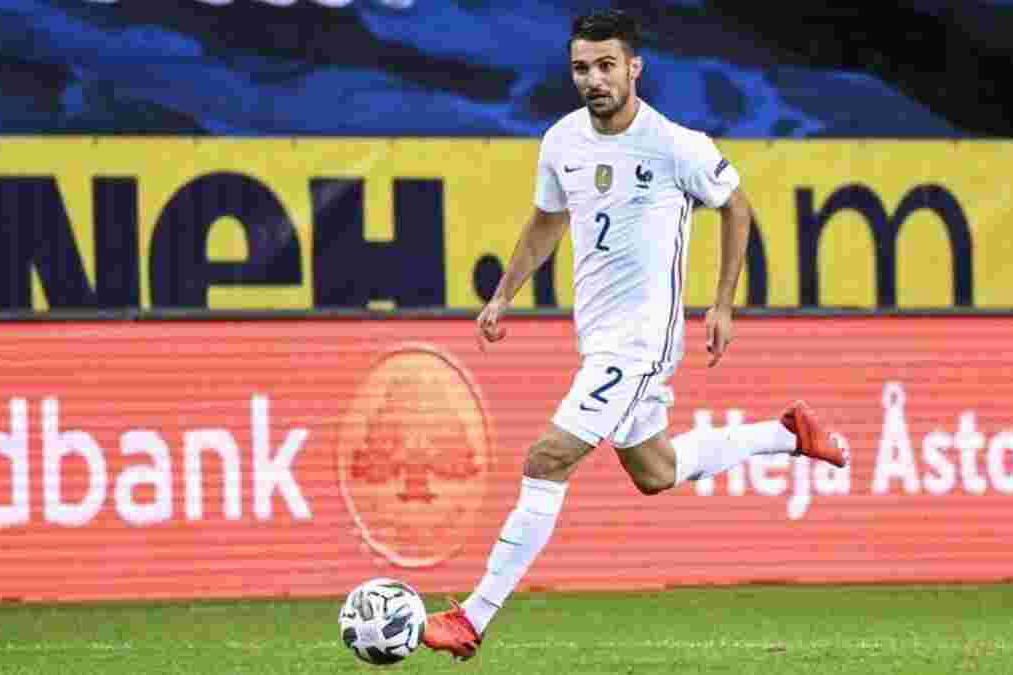 Fransa millisinin sabiq futbolçusu karyerasını bitirdi