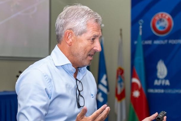 AFFA-da klub rəsmiləriylə yeni oyun qaydaları ilə bağlı görüş keçirildi