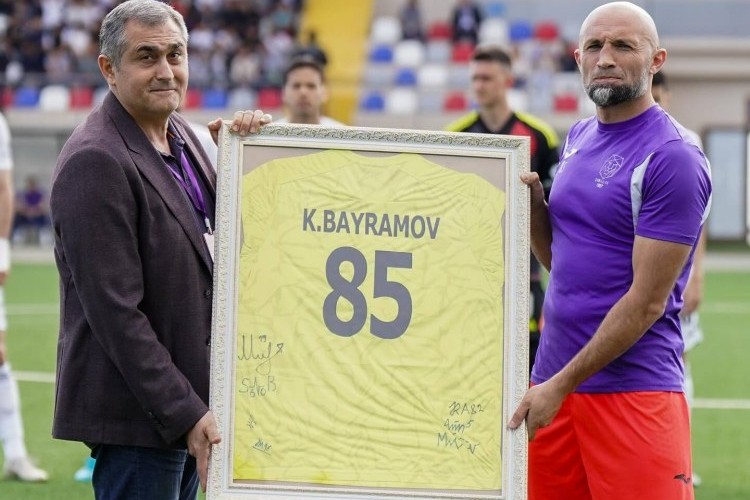 "Şamaxı"nın kapitanı karyerasını başa vurdu