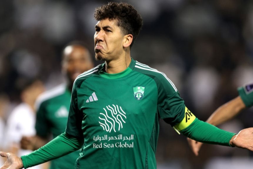 "Liverpul"un sabiq hücumçusu Qətər klubu ilə anlaşdı