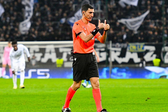 Əliyar Ağayev seçmə mərhələnin oyununda