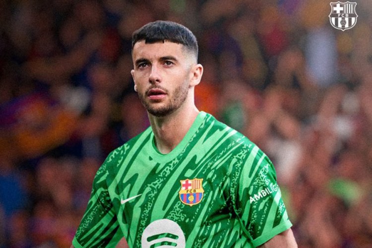 İspaniya millisinin qapıçısı "Barselona"da - RƏSMİ