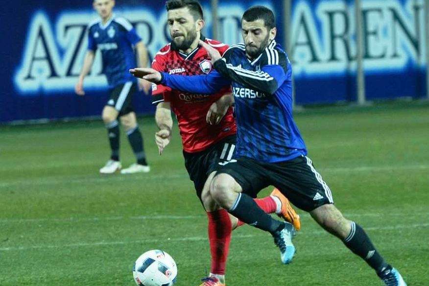 33 mövsümdə ən çox oyun keçirən 33 futbolçu