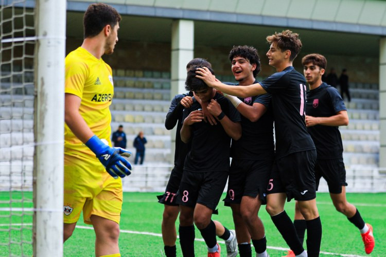 "Sabah"ın komandalarından 4 qələbə