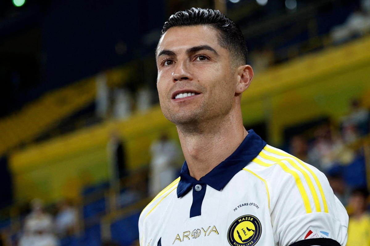 Serxio Ramos Kriştiano Ronaldonu yanına çağırır