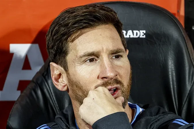 Lionel Messi pərəstiş etdiyi idmançıların adlarını çəkdi