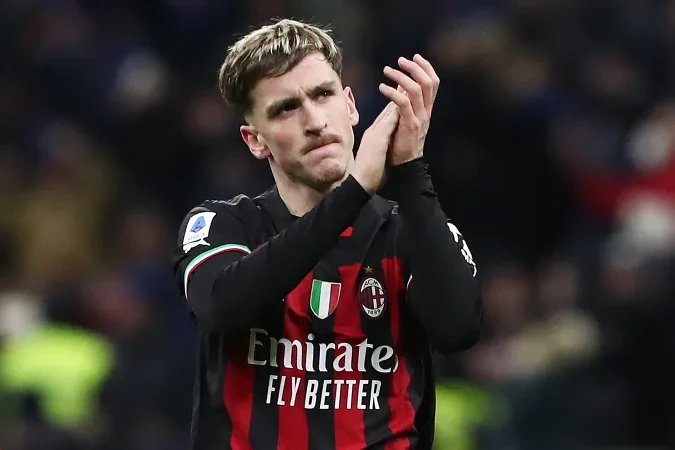 "Milan" belçikalı ilə müqavilənin müddətini uzatdı