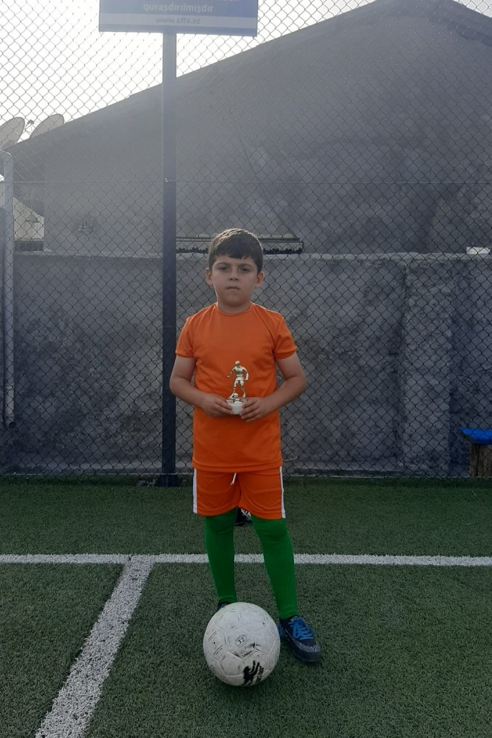 Runi gəncəli futbolçuya "qonaq gəldi" - FOTOLAR 