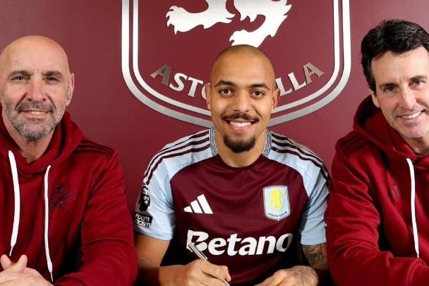 "Aston Villa" "Borussiya" ilə anlaşdı