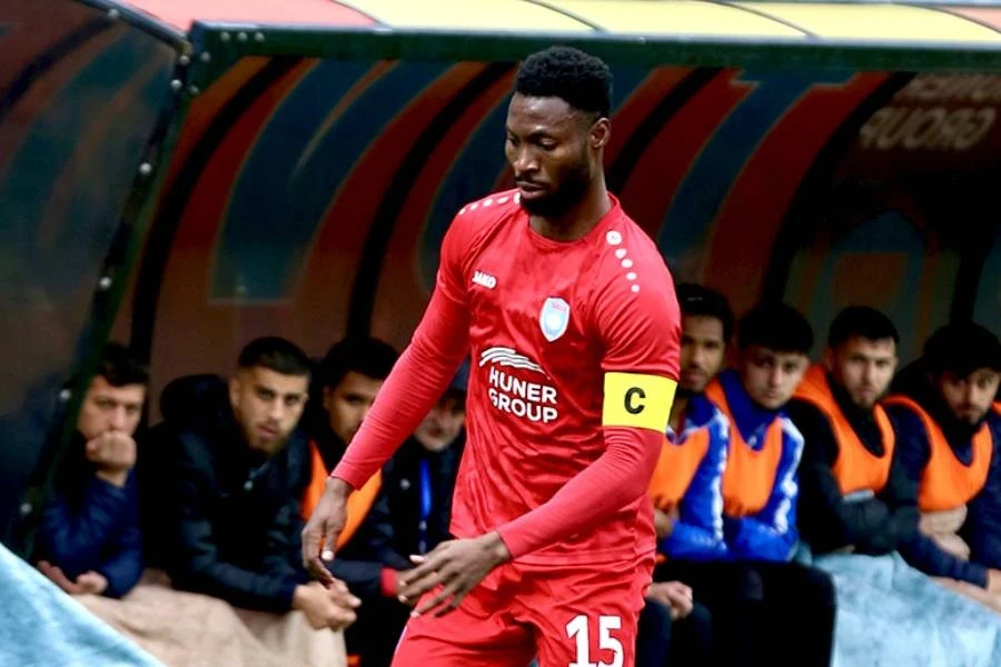 "Zirə" afrikalı futbolçu ilə anlaşa bilmədi - EKSKLÜZİV