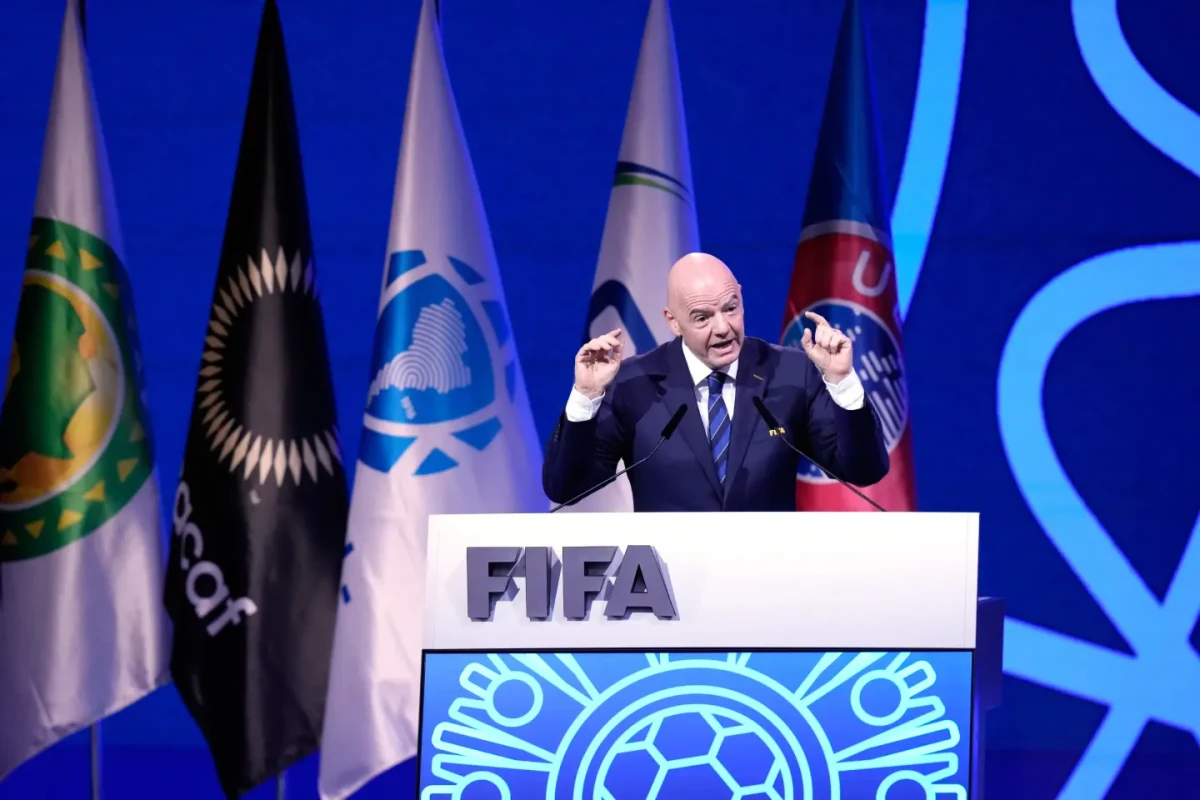 FİFA: Futbolçular mövsümlərarası fasilədə minimum 21 gün dincəlməlidir