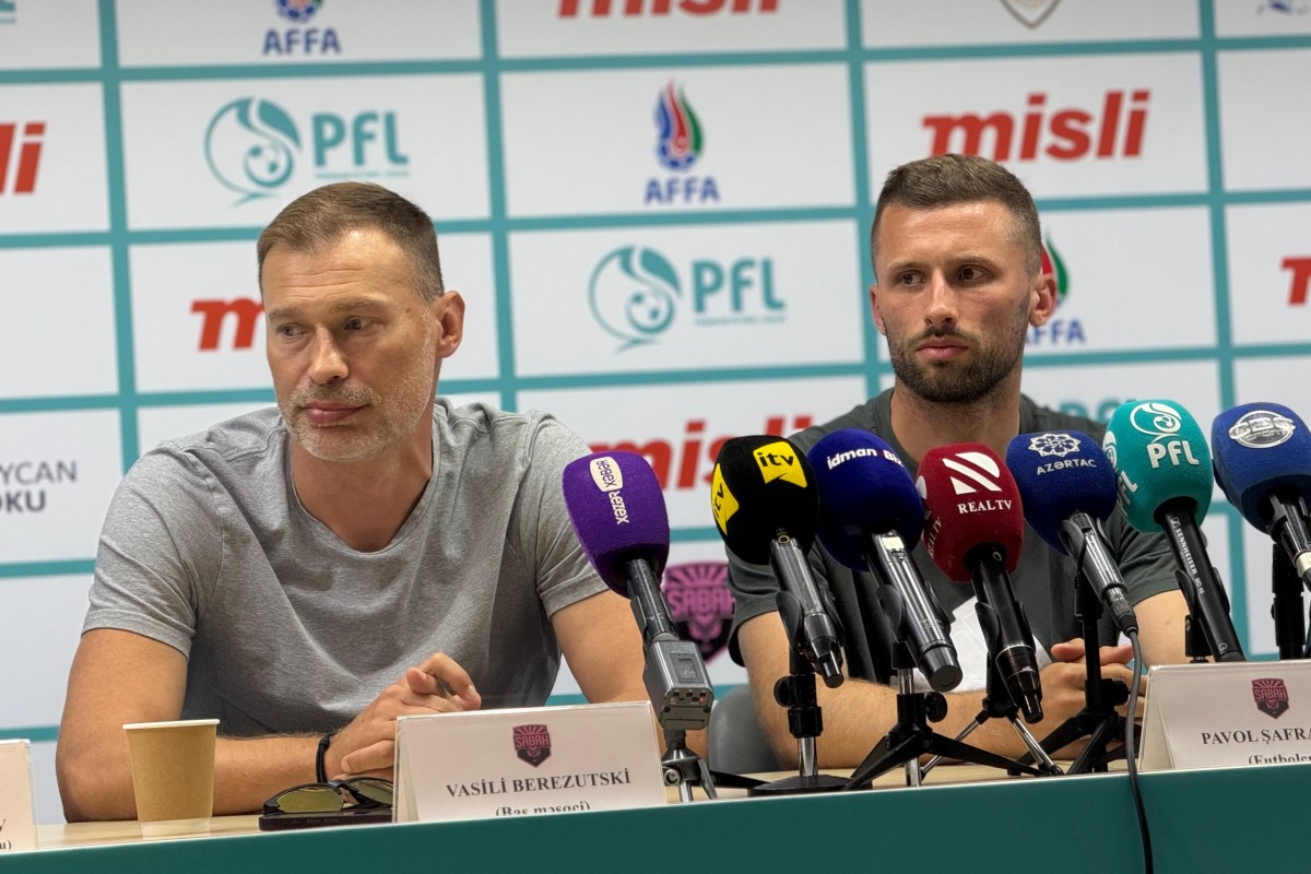 Vasili Berezutski: "Güllə açılmamış yıxılmaq lazım deyil"
