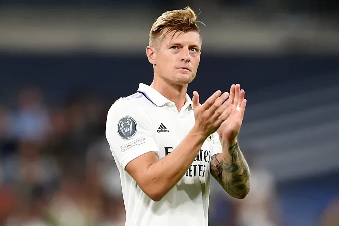 Toni Kroos Cəngavər Xaçı ilə təltif olundu
