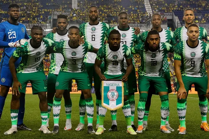 Nigeriya millisini Beninə aparan təyyarə təcili eniş edib