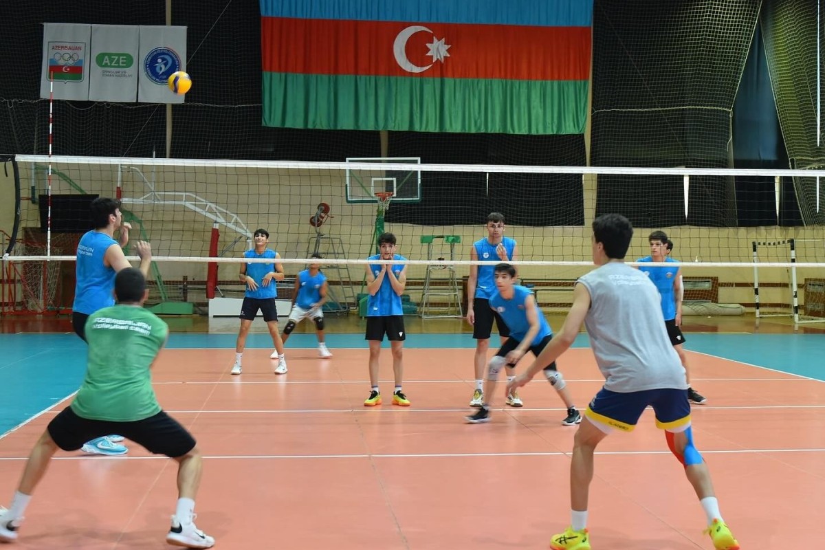 Federasiyanın rəhbərliyi millinin məşqində