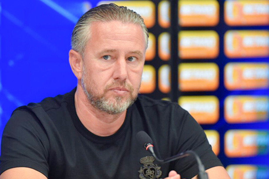 FİFA "Neftçi"nin sabiq baş məşqçisi ilə bağlı qərar çıxardı