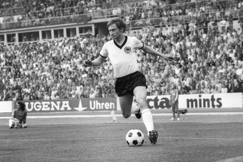 Dünya çempionu 79 yaşında dünyasını dəyişib