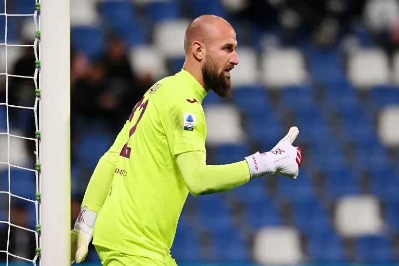 “Napoli” Serbiya millisinin qapıçısını transfer etdi