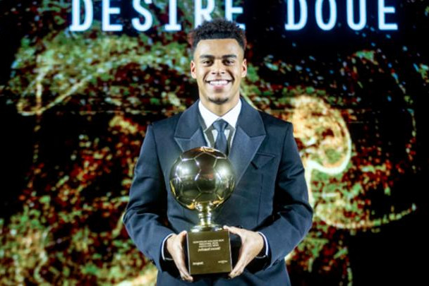 PSJ-nin futbolçusu "Golden boy" mükafatının qalibi oldu