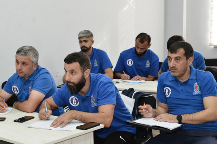 Gəncədə UEFA C kursu keçirildi