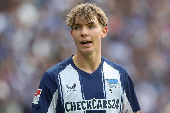 "Herta"nın futbolçusu Jud Bellingemin rekordunu yeniləyib