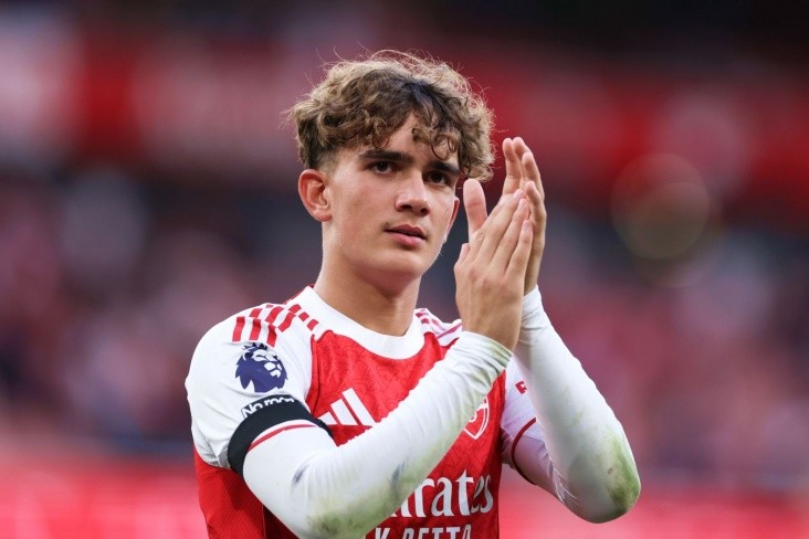 “Arsenal”ın yetirməsi Premyer Liqada debüt edən ən gənc 2-ci futbolçu oldu