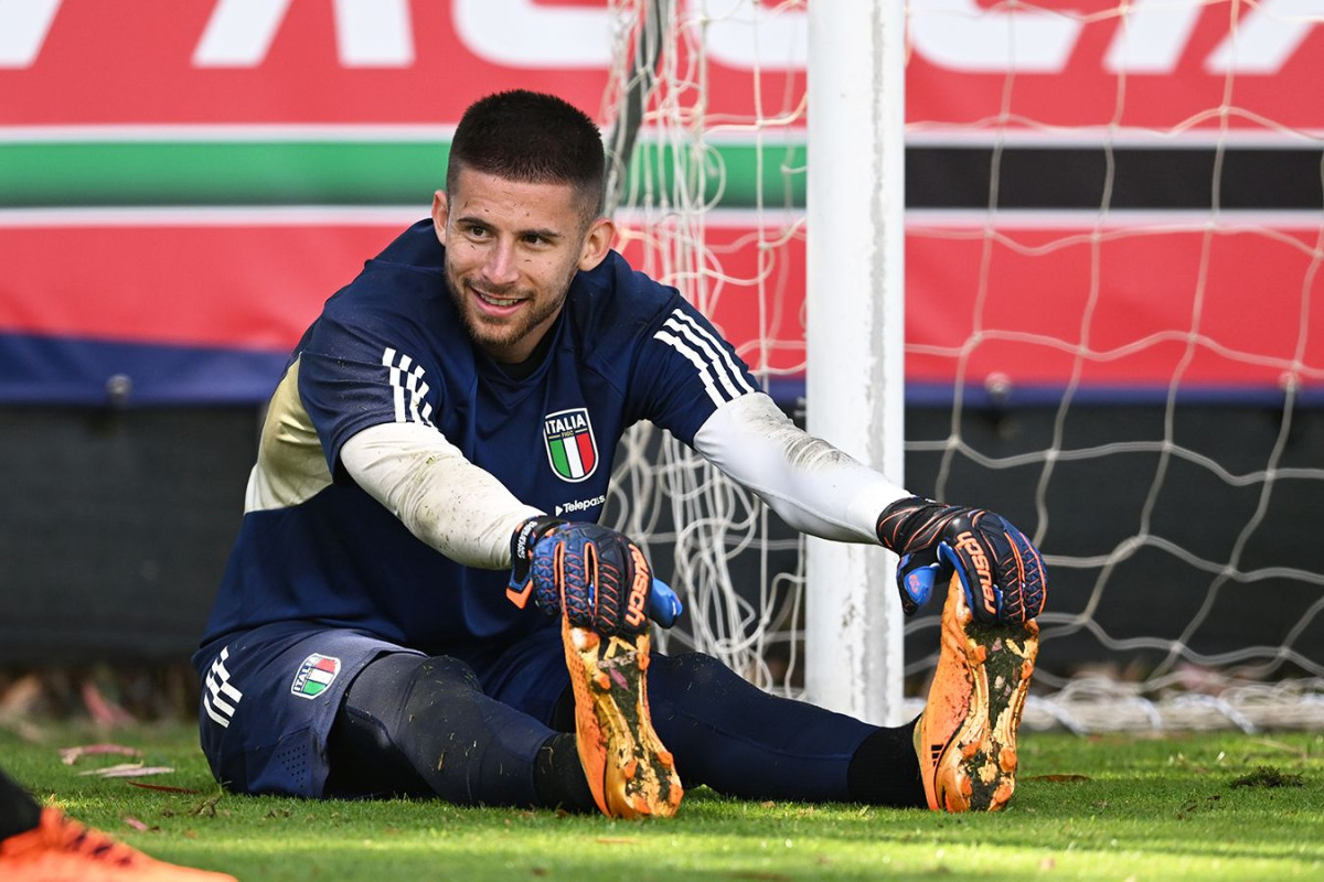 İngiltərə klubunun qapıçısı "İnter"ə keçə bilər