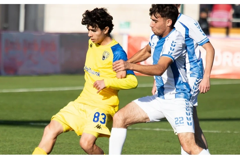 Elcan Əbilov "Kəpəz"in yubiley qolunun müəllifi olub