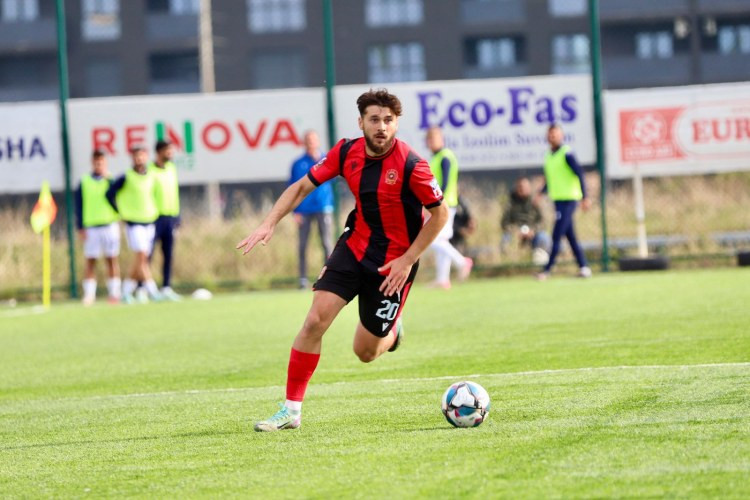 Azərbaycanlı futbolçu Kosovoda növbəti matçına çıxdı