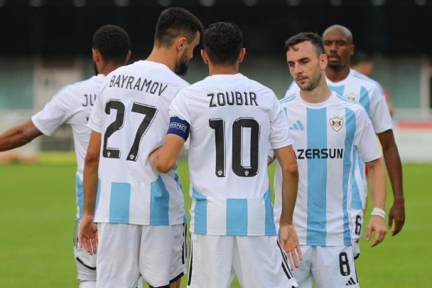 "Qarabağ" 7 qollu oyunda qalib gəldi