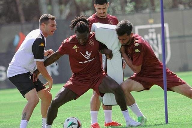 "Neftçi" yeni mövsümə hazırlaşır