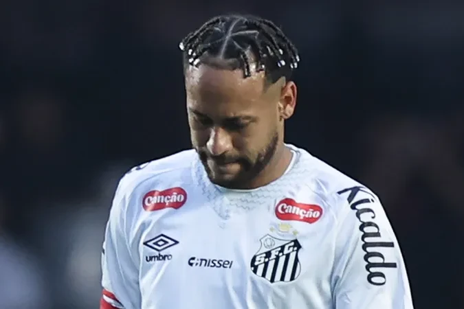 Neymar yenə zədləndi