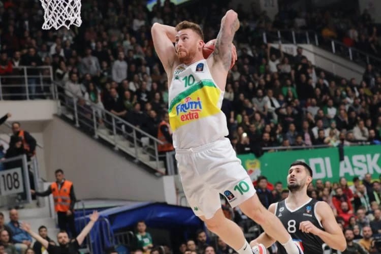 MBA-da daha bir türkiyəli basketbolçu peyda olur