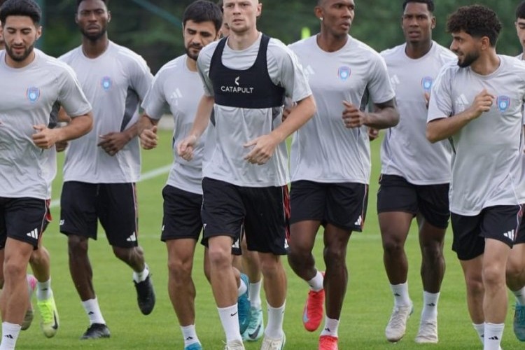 "Turan Tovuz" Albaniya klubuna uduzdu