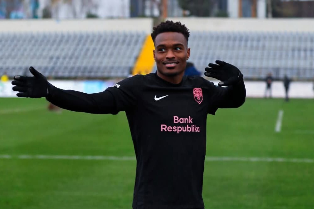 200-cü qol “Neftçi”nin qapısından keçdi, Mikels bombardirə çatdı