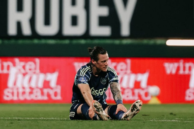 "Ayaks"ın forvardı "Qarabağ"a qarşı oynamayacaq?