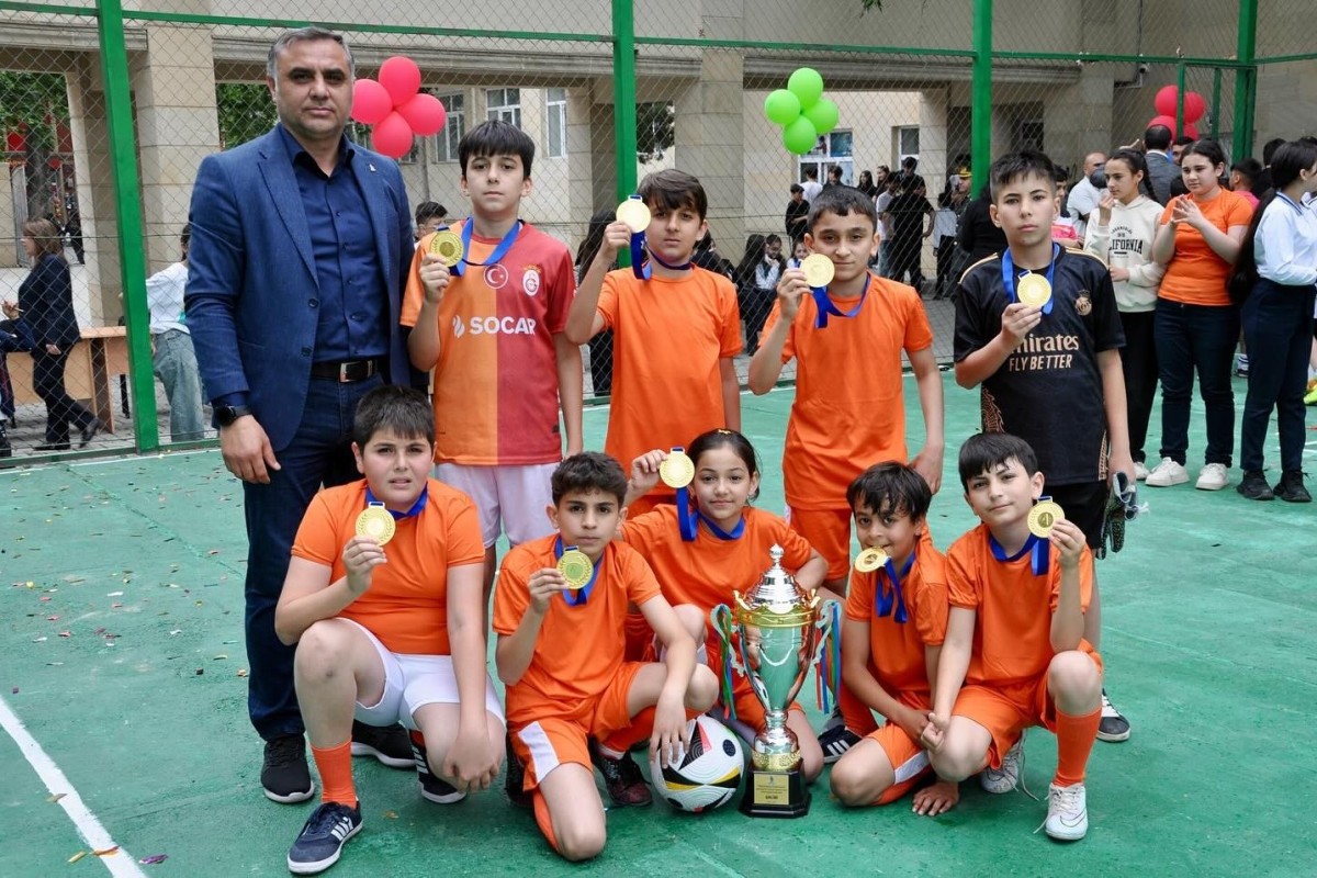 Məktəblər arasında minifutbol turnirinin qalibi bəlli olub