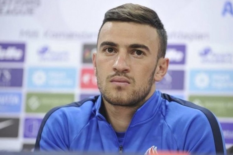 Qarayev De Byazi ilə arasındakı gərginliyin səbəbini açıqladı