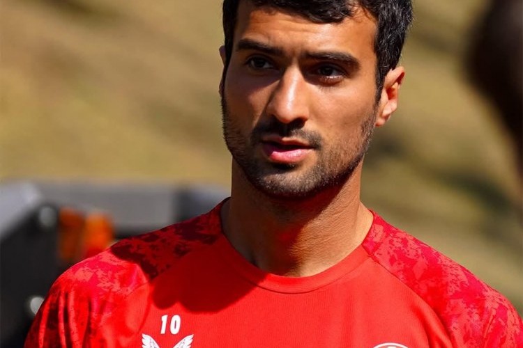 Mahir Emreli "Kayzerslautern"də ilk matçında qol vurdu