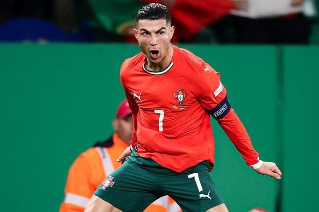 Kriştiano Ronaldo milliyə dəvət edildi