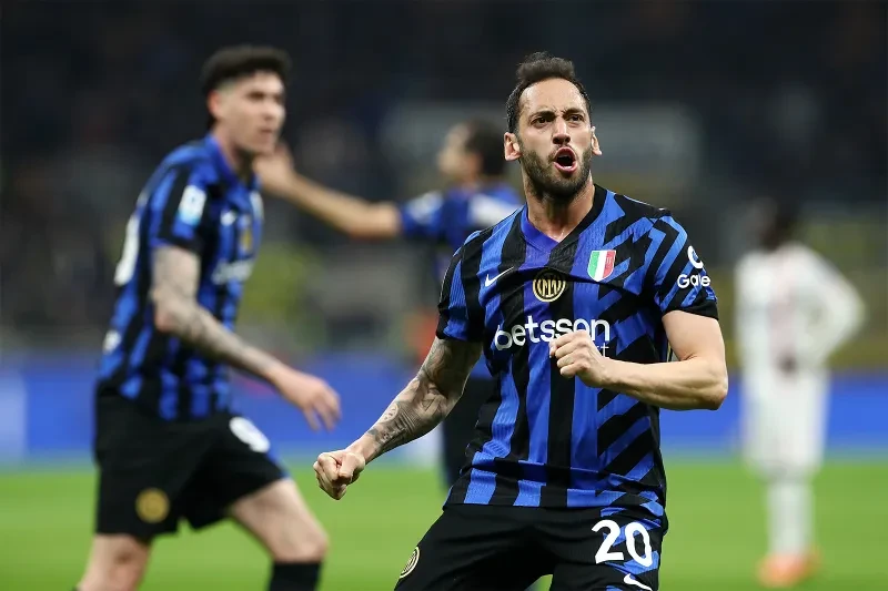 Hakan Çalhanoğlu final ərəfəsində iddialı danışdı