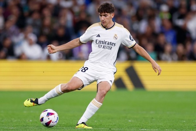 "Real" 21 yaşlı futbolçusunu icarəyə verdi