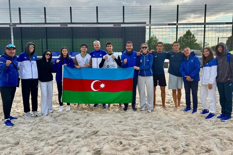 Voleybol üzrə millimiz pley-offa yüksəlib