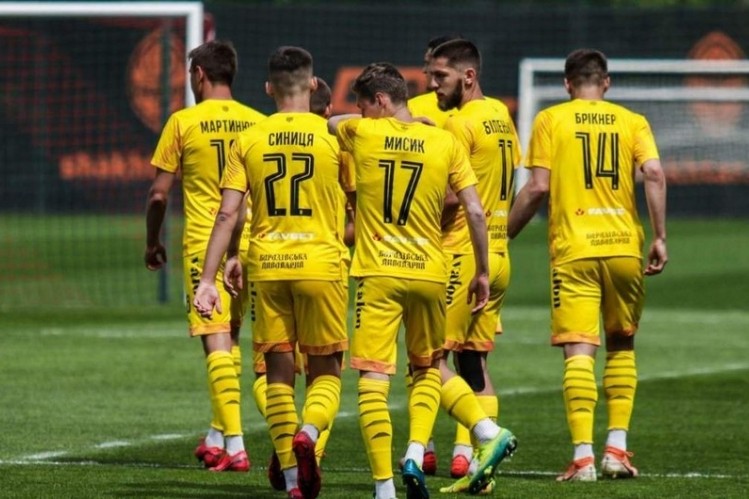 Premyer Liqa matçı koronavirusa görə təxirə salındı