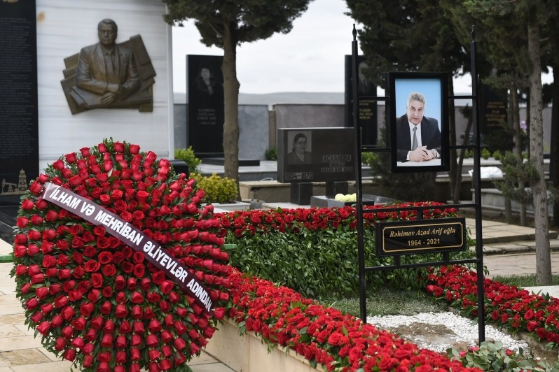 Azad Rəhimov II Fəxri xiyabanda dəfn olundu