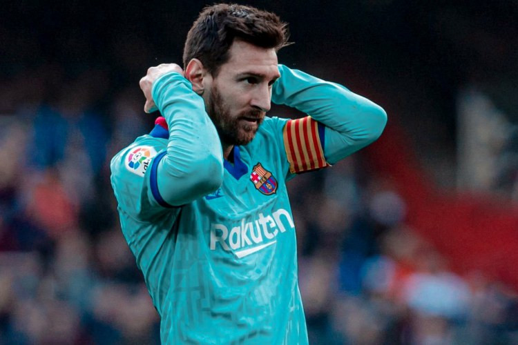 "Böyük məmnuniyyətlə bütün karyeramı "Barselona"da keçirərdim" - Messi