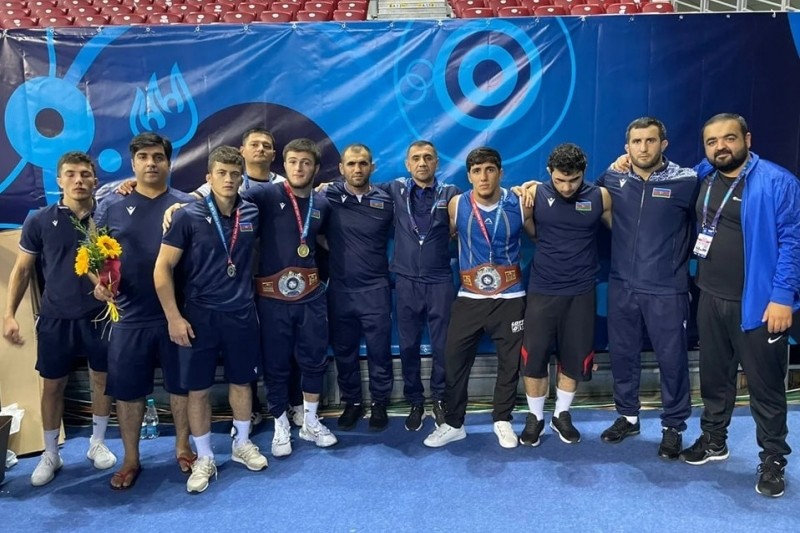 DÇ: Sərbəst güləşçilərdən 3 medal