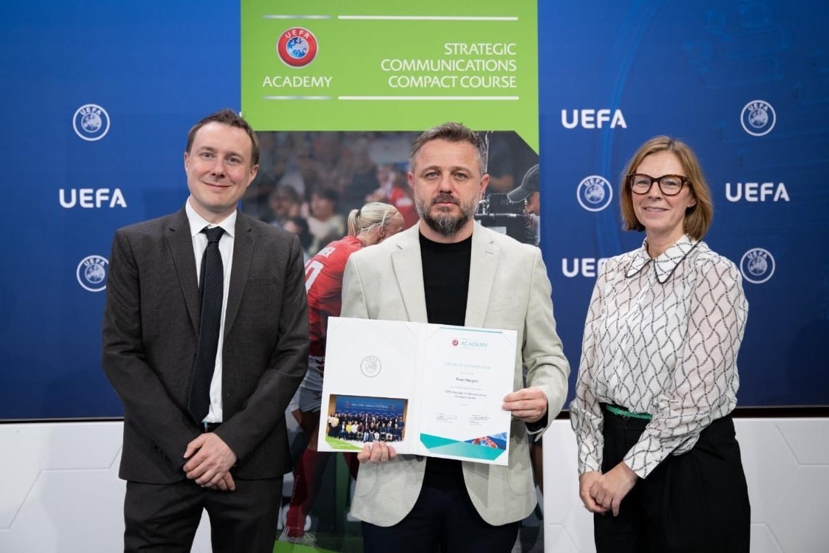 "Qarabağ"ın mətbuat katibinə UEFA-nın diplomu təqdim olunub